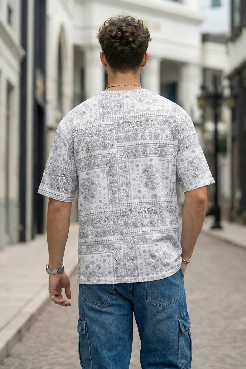 🤍 Paisley White Oversized All Over Printed T-Shirt
