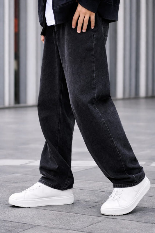 Loose Fit Denim Jeans